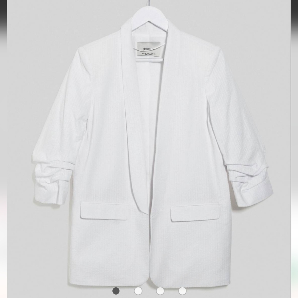 ruched sleeve blazer with embroidery in white